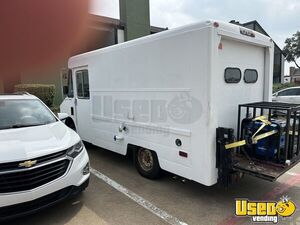 1987 P30 Step Van All-purpose Food Truck Air Conditioning Texas Gas Engine for Sale