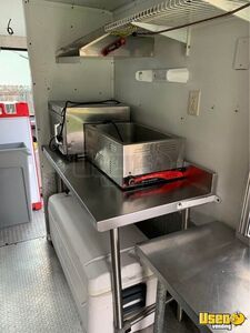1987 P30 Step Van Kitchen Food Truck All-purpose Food Truck Exterior Customer Counter Florida Gas Engine for Sale