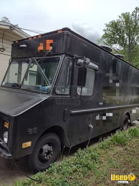 1987 P30 Step Van Kitchen Food Truck All-purpose Food Truck Florida Gas Engine for Sale