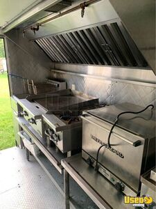 1987 P30 Step Van Kitchen Food Truck All-purpose Food Truck Insulated Walls Florida Gas Engine for Sale