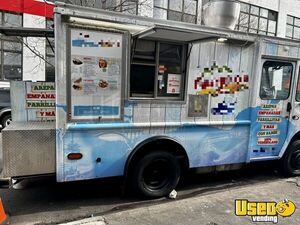 1987 P30 Step Van Kitchen Food Truck All-purpose Food Truck Insulated Walls New York Gas Engine for Sale