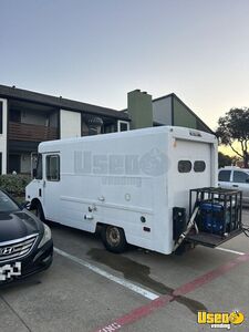 1987 P30 Taco Food Truck Concession Window Texas Gas Engine for Sale