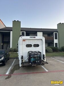 1987 P30 Taco Food Truck Insulated Walls Texas Gas Engine for Sale