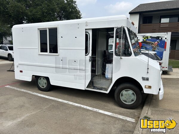 1987 P30 Taco Food Truck Texas Gas Engine for Sale