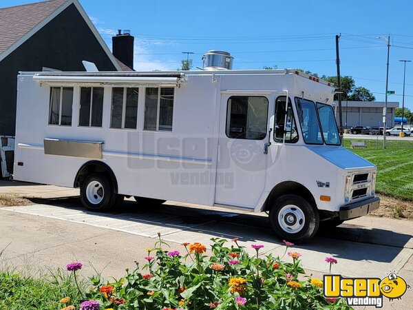1987 P3500 Value Van Kitchen Food Truck All-purpose Food Truck Nebraska Gas Engine for Sale