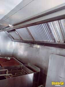 1987 P65 Step Van Kitchen Food Truck All-purpose Food Truck Exhaust Fan Oklahoma Gas Engine for Sale