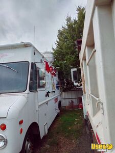 1987 P65 Step Van Kitchen Food Truck All-purpose Food Truck Triple Sink Oklahoma Gas Engine for Sale