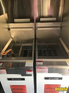 1987 Step Van Kitchen Food Truck All-purpose Food Truck Deep Freezer Florida Gas Engine for Sale