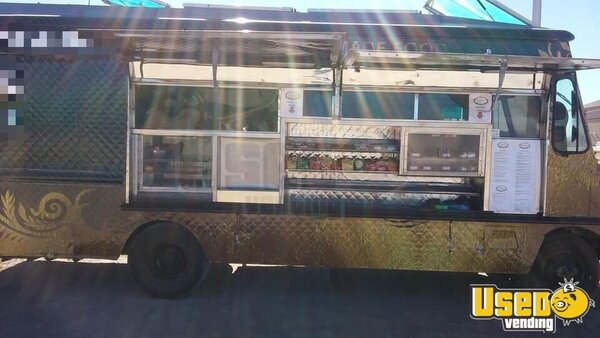 1987 Step Van Kitchen Food Truck All-purpose Food Truck New Mexico Gas Engine for Sale