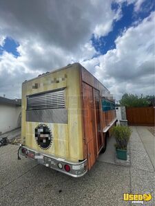 1987 Vandura 2500 Step Van Kitchen Food Truck All-purpose Food Truck Cabinets California Gas Engine for Sale