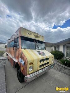 1987 Vandura 2500 Step Van Kitchen Food Truck All-purpose Food Truck Concession Window California Gas Engine for Sale
