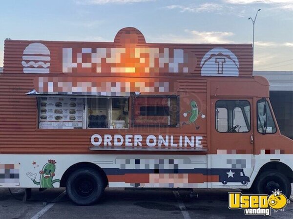 1988 24' Step Van Kitchen Food Truck All-purpose Food Truck Texas Gas Engine for Sale