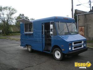 1988 Chevy P20 Lunch Serving Food Truck Ohio Diesel Engine for Sale