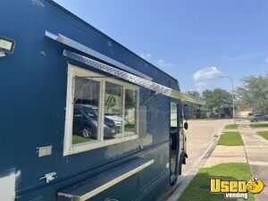 1988 E-450 Empty Step Van Food Truck All-purpose Food Truck Concession Window Texas Gas Engine for Sale