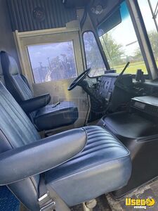 1988 E-450 Empty Step Van Food Truck All-purpose Food Truck Exhaust Fan Texas Gas Engine for Sale