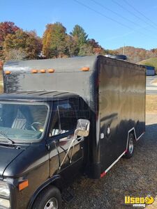 1988 Food Truck All-purpose Food Truck Air Conditioning North Carolina Gas Engine for Sale