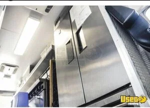 1988 Food Truck All-purpose Food Truck Cabinets California for Sale