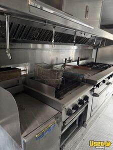 1988 Food Truck All-purpose Food Truck Diamond Plated Aluminum Flooring California for Sale