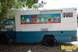 1988 G3500 Vandura Ice Cream Truck Ice Cream Truck Backup Camera California Diesel Engine for Sale