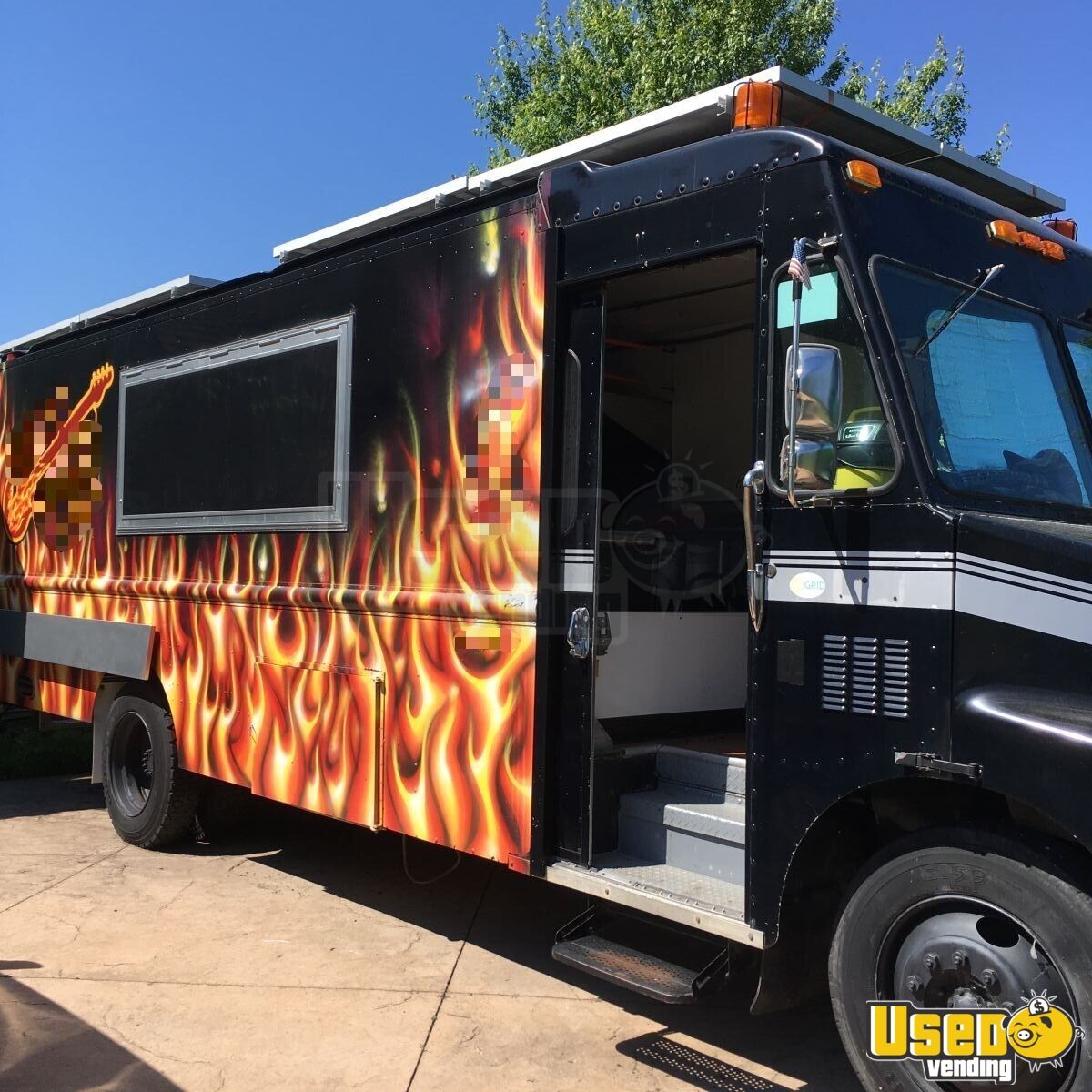 Solar Powered Fully Self Contained Gmc Food Truck Used Kitchen
