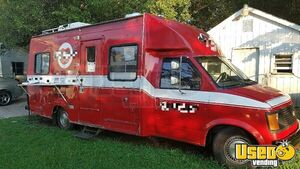 1988 Kitchen Food Truck All-purpose Food Truck Air Conditioning North Carolina Gas Engine for Sale
