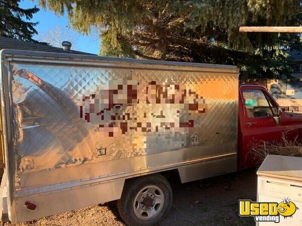 1988 Lunch Truck Lunch Serving Food Truck Saskatchewan Gas Engine for Sale