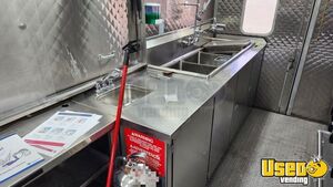 1988 Metro Ii All-purpose Food Truck Cabinets Alberta Diesel Engine for Sale