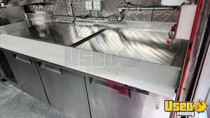 1988 Metro Ii All-purpose Food Truck Prep Station Cooler Alberta Diesel Engine for Sale