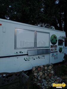 1988 P 130 Box Step Truck All-purpose Food Truck Concession Window Florida Gas Engine for Sale