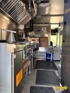 1988 P 130 Box Step Truck All-purpose Food Truck Fryer Florida Gas Engine for Sale