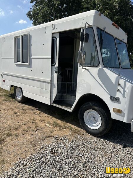 1988 P-30 All-purpose Food Truck Oklahoma Gas Engine for Sale