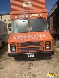 1988 P Series All-purpose Food Truck Texas Gas Engine for Sale