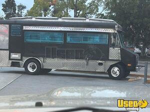 1988 P30 All-purpose Food Truck Cabinets California for Sale