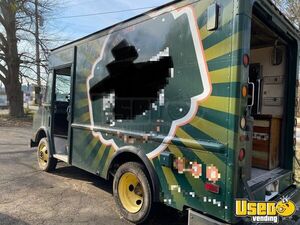 1988 P30 All-purpose Food Truck Cabinets Georgia Diesel Engine for Sale