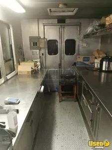 1988 P30 All-purpose Food Truck Cabinets Tennessee for Sale