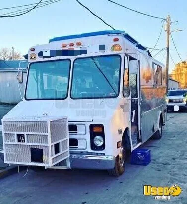 1988 P30 All-purpose Food Truck California Gas Engine for Sale