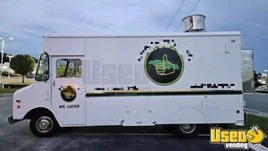 1988 P30 All-purpose Food Truck Concession Window Florida Gas Engine for Sale
