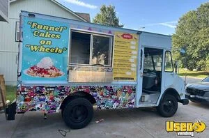 1988 P30 All-purpose Food Truck Concession Window Kansas Diesel Engine for Sale