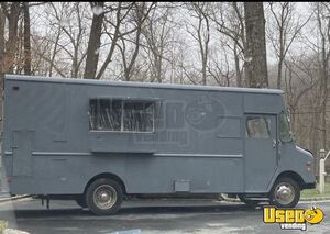 1988 P30 All-purpose Food Truck Diamond Plated Aluminum Flooring New York Gas Engine for Sale