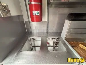 1988 P30 All-purpose Food Truck Fryer Massachusetts Gas Engine for Sale
