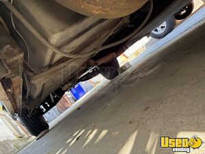 1988 P30 All-purpose Food Truck Interior Lighting California Gas Engine for Sale