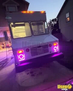 1988 P30 All-purpose Food Truck Propane Tank Kansas Diesel Engine for Sale