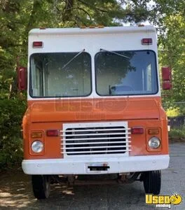 1988 P30 All-purpose Food Truck Stainless Steel Wall Covers Massachusetts Gas Engine for Sale