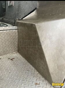 1988 P30 All-purpose Food Truck Work Table New York Gas Engine for Sale