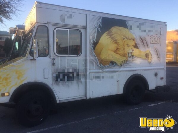 1988 P30 Food Truck All-purpose Food Truck Maryland Diesel Engine for Sale