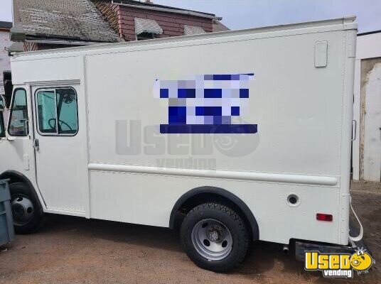 1988 P30 Ice Cream Truck New Jersey Diesel Engine for Sale