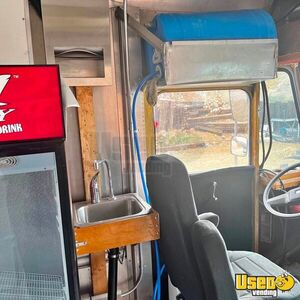 1988 P30 Kitchen Food Truck All-purpose Food Truck Concession Window Nevada for Sale