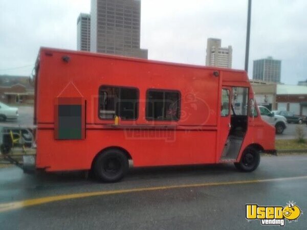 1988 P30 Lunch Serving Food Truck Transmission - Automatic Arkansas Diesel Engine for Sale
