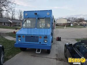 1988 P30 Snowball Truck Awning Ohio Diesel Engine for Sale