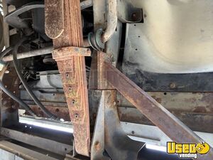 1988 P30 Step Van All-purpose Food Truck Exterior Lighting Texas Diesel Engine for Sale